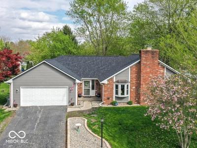 999 Shoreline Circle