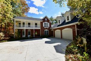 4113 North Foxcliff E Drive