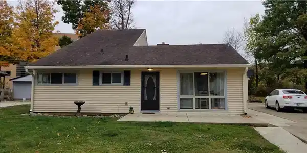 133 Allen Lane