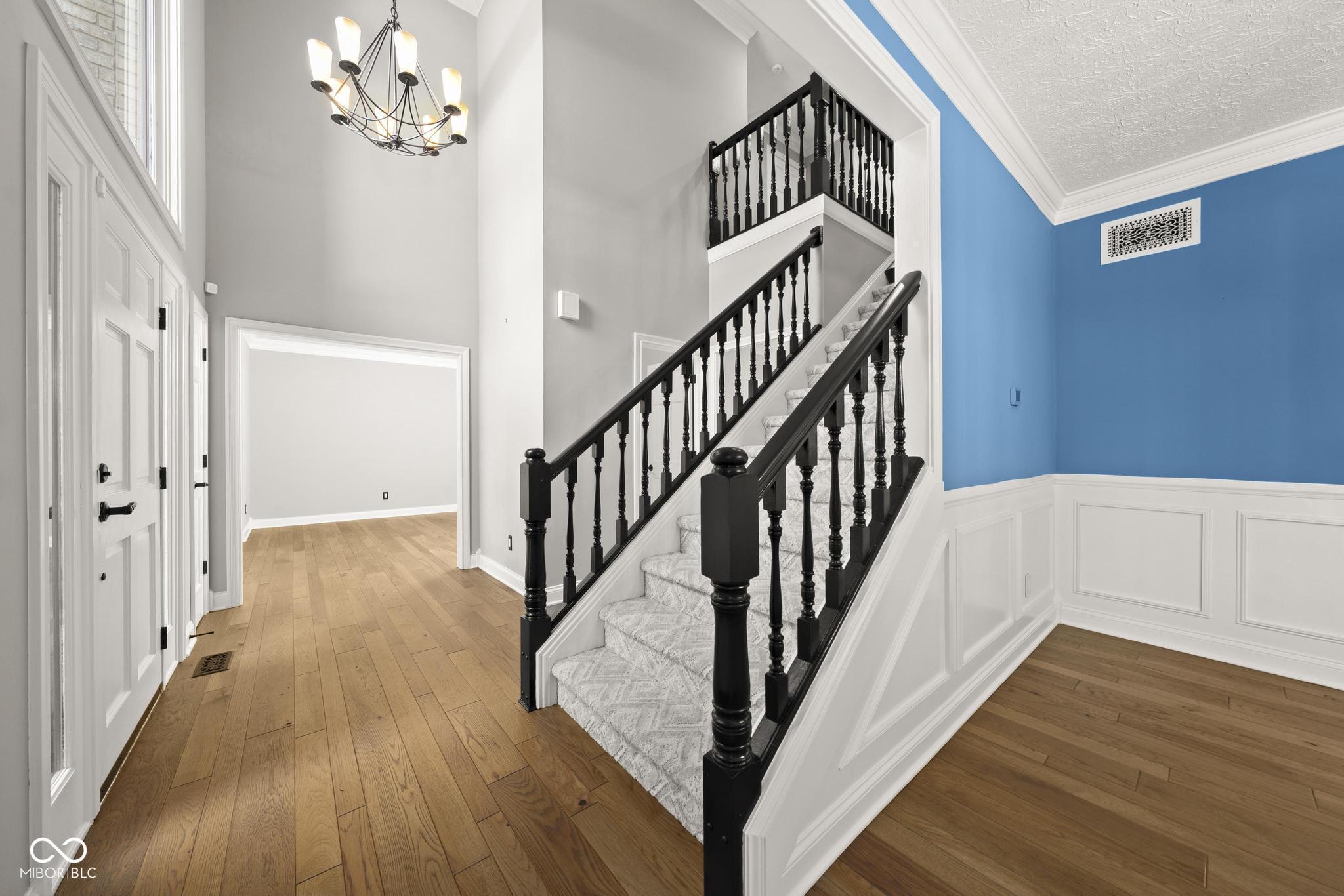 Image 4: Stairs Image 4: Stairs