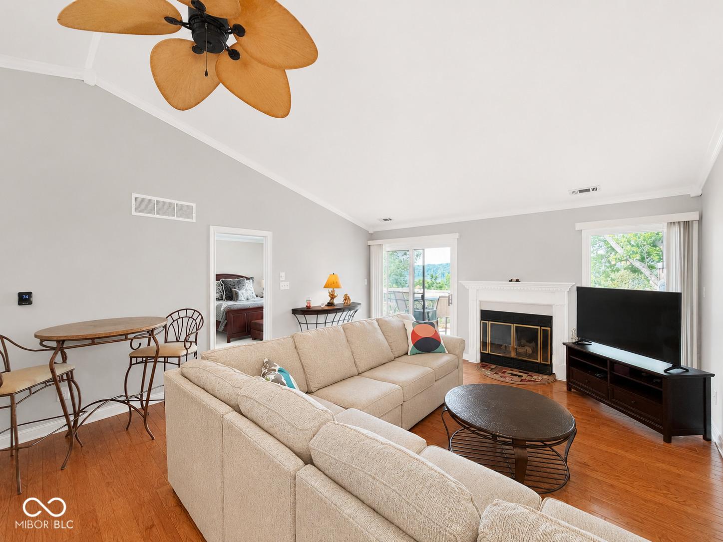 Image 3: Living Room Image 3: Living Room