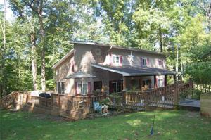 5229 Redbud Lane