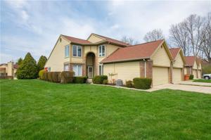 8136 FARMHURST Lane