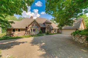 11572 FALL CREEK Road