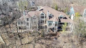 8095 Middle Bay Lane
