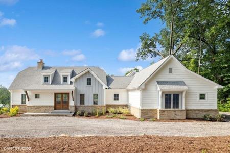 10894 Basswood