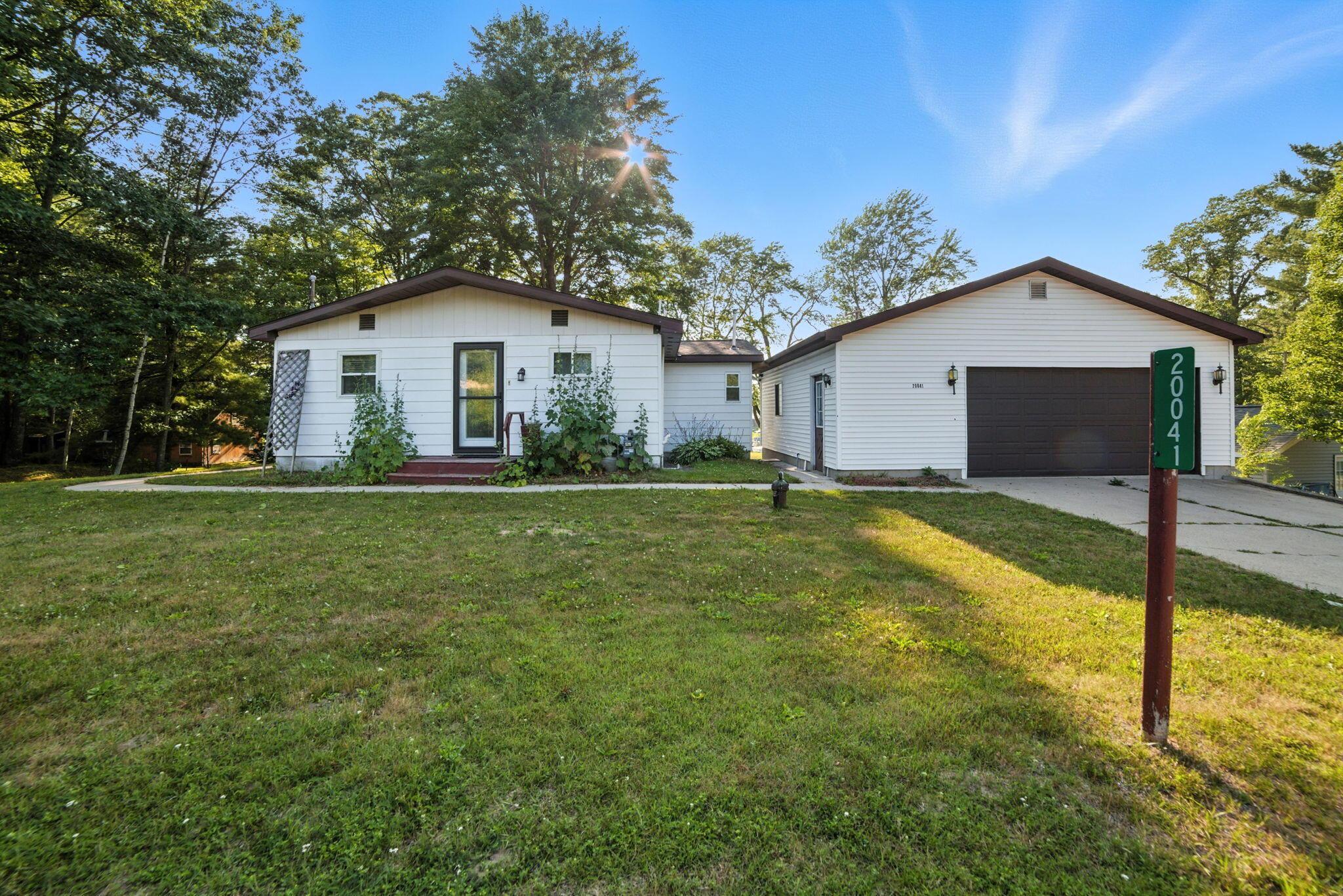 Image 2: 1-web-or-mls-IMG_8368 Evan Connor Stover