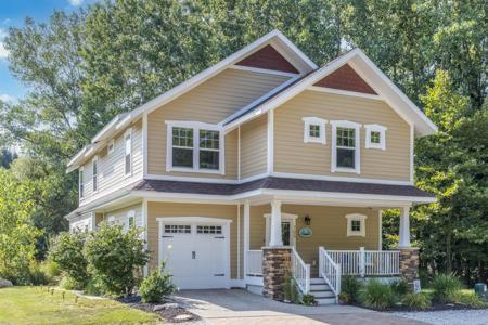 705 Meadow Drive