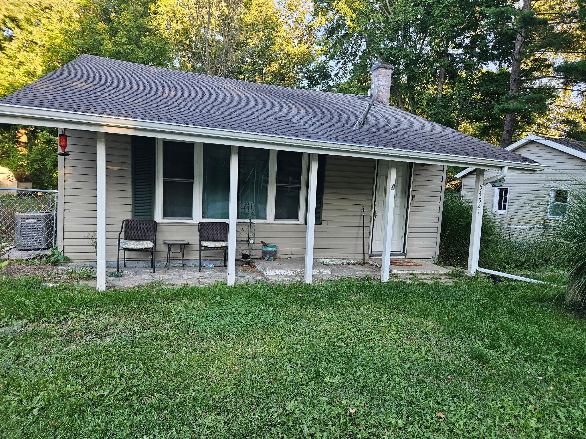Image 1: Front of House