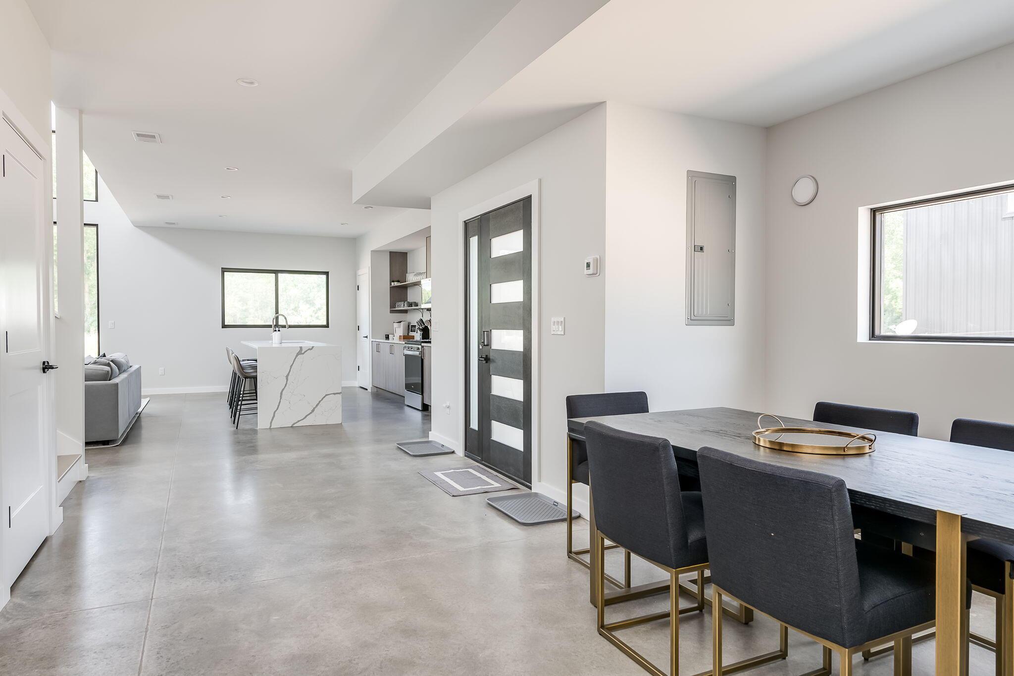 Image 2: 14-web-or-mls-7400-lake-solis-dr