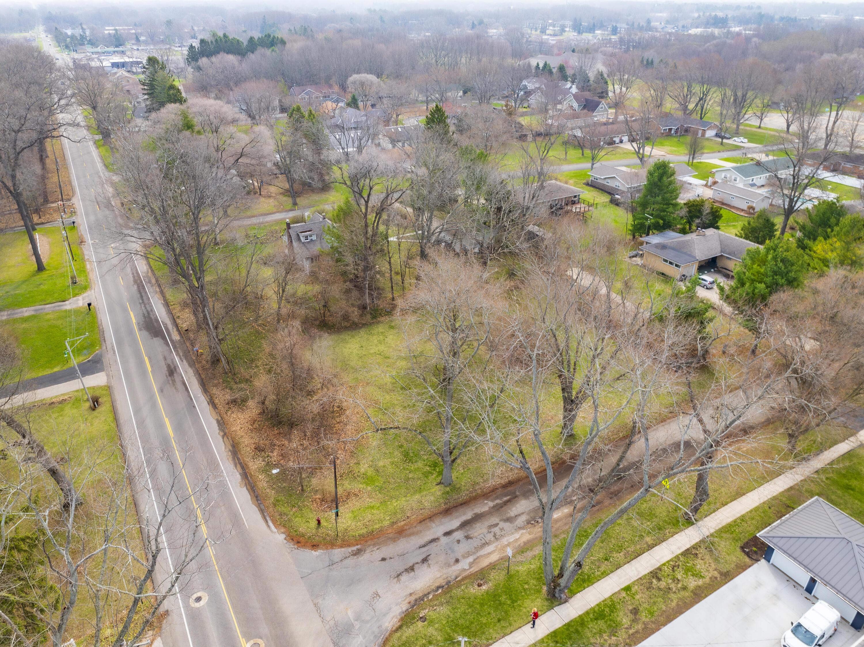 Image 3: 2754 W Glenlord