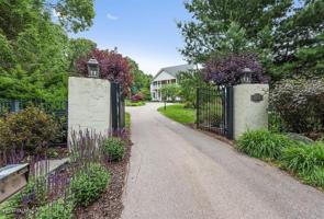 4709 Chicago Path