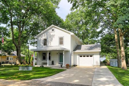 82 Euclid Street
