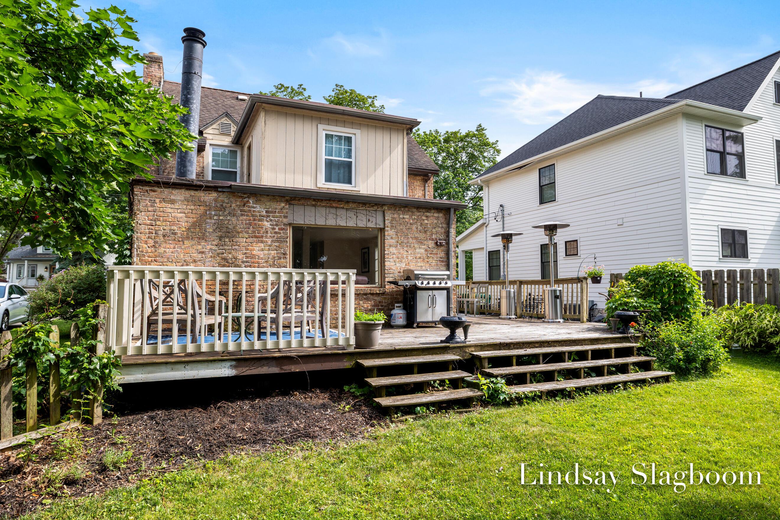 Image 3: Back Deck