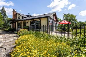 10360 Hawkins
