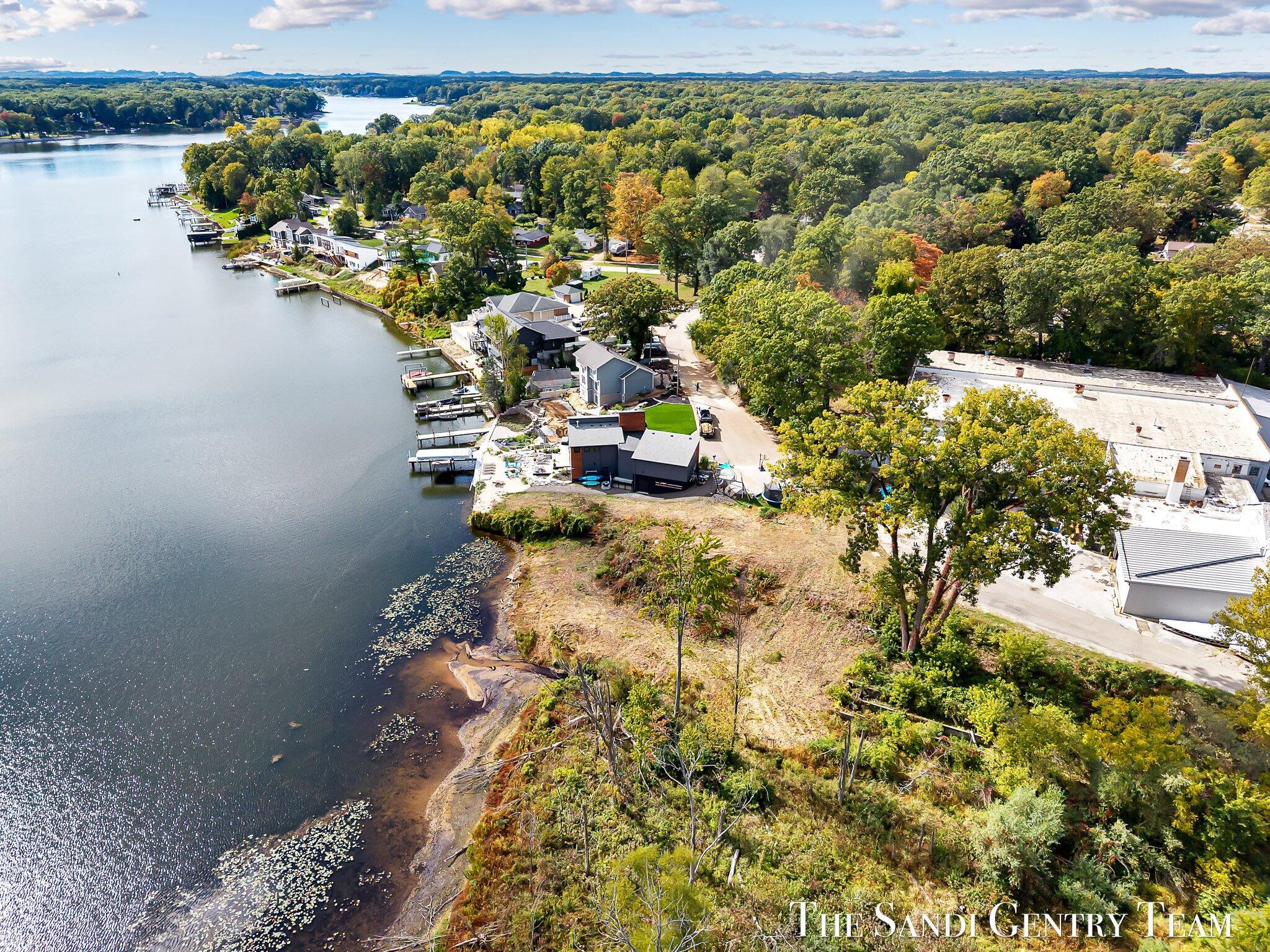 Image 3: 06-DJI_20251008142404_0199_D