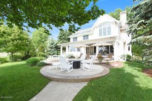 48 Michigan Avenue