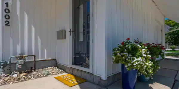 Image 2: Front Entranceway