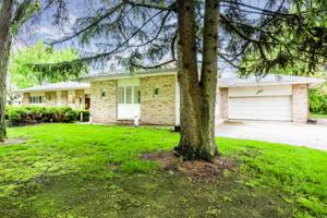 2585 Lake Bluff Terrace