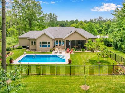 6143 Pheasant Court