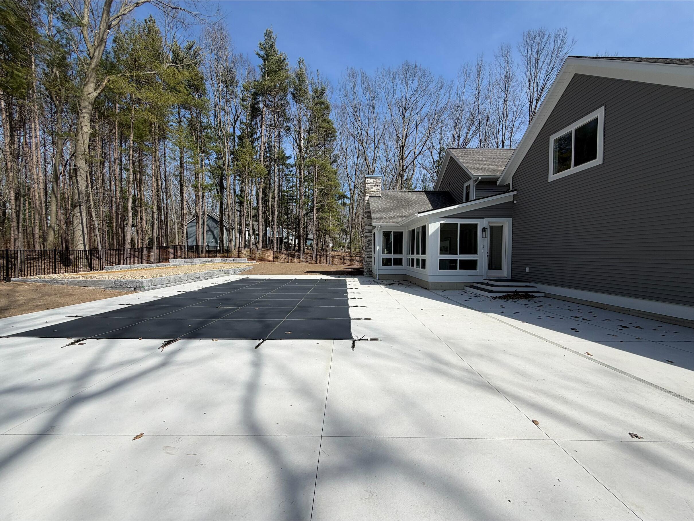 Image 2: d2172796-31df-4f0b-9753-4f26cc39d7b5