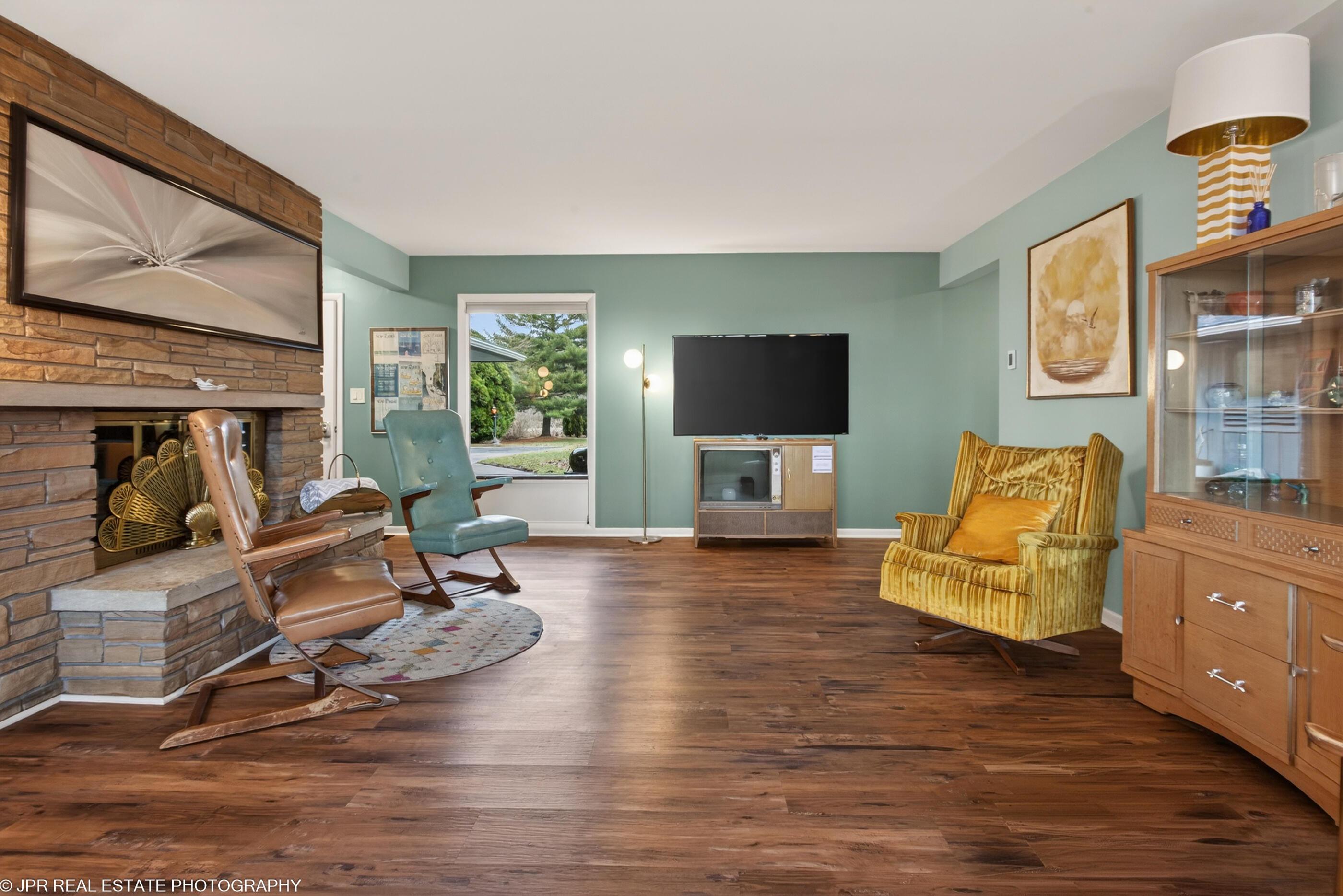 Image 4: 3410_m63 (5 of 48)