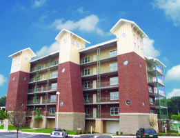815 E Wells