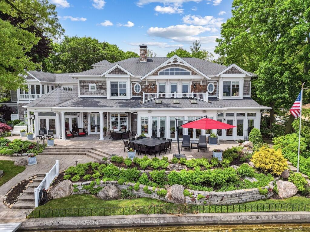 Image 3: FEF8248A-D35D-4FEE-B620-577CA0F3EA62_1_1