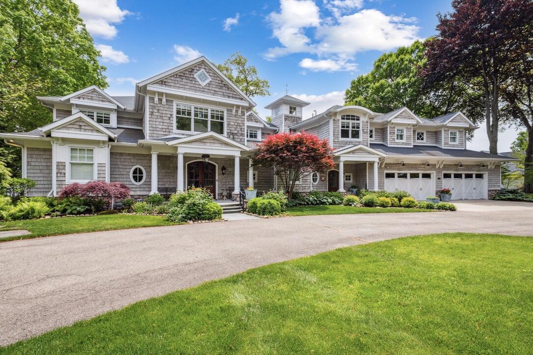 Image 4: 63A576C7-48CF-419F-88F6-4DADF07E2A77_1_1