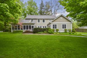 247 Lakeshore Drive