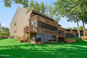 5576 N Watervliet Road