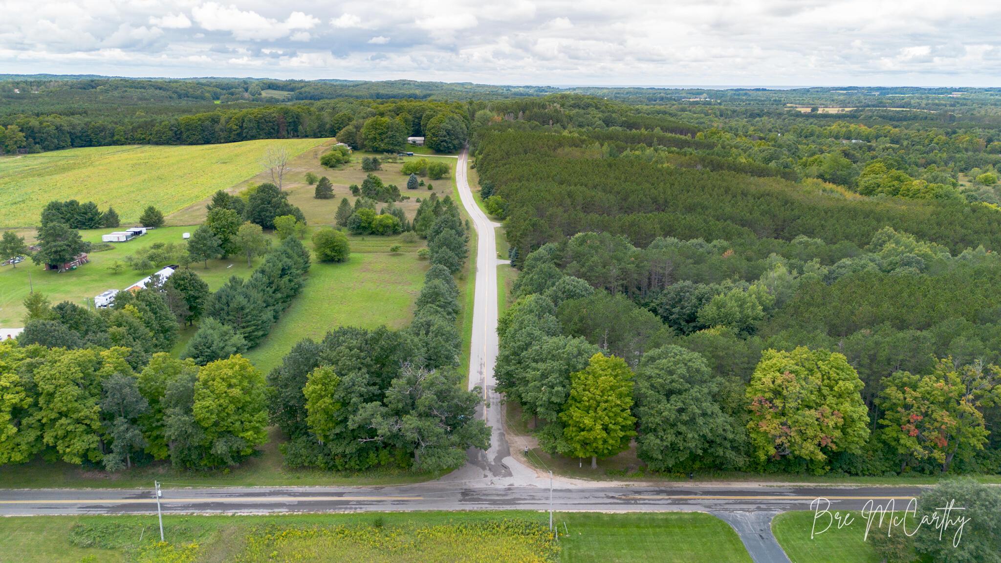 Image 3: Entrance to Spruce Ridge