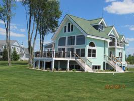 653 Lakeshore Drive