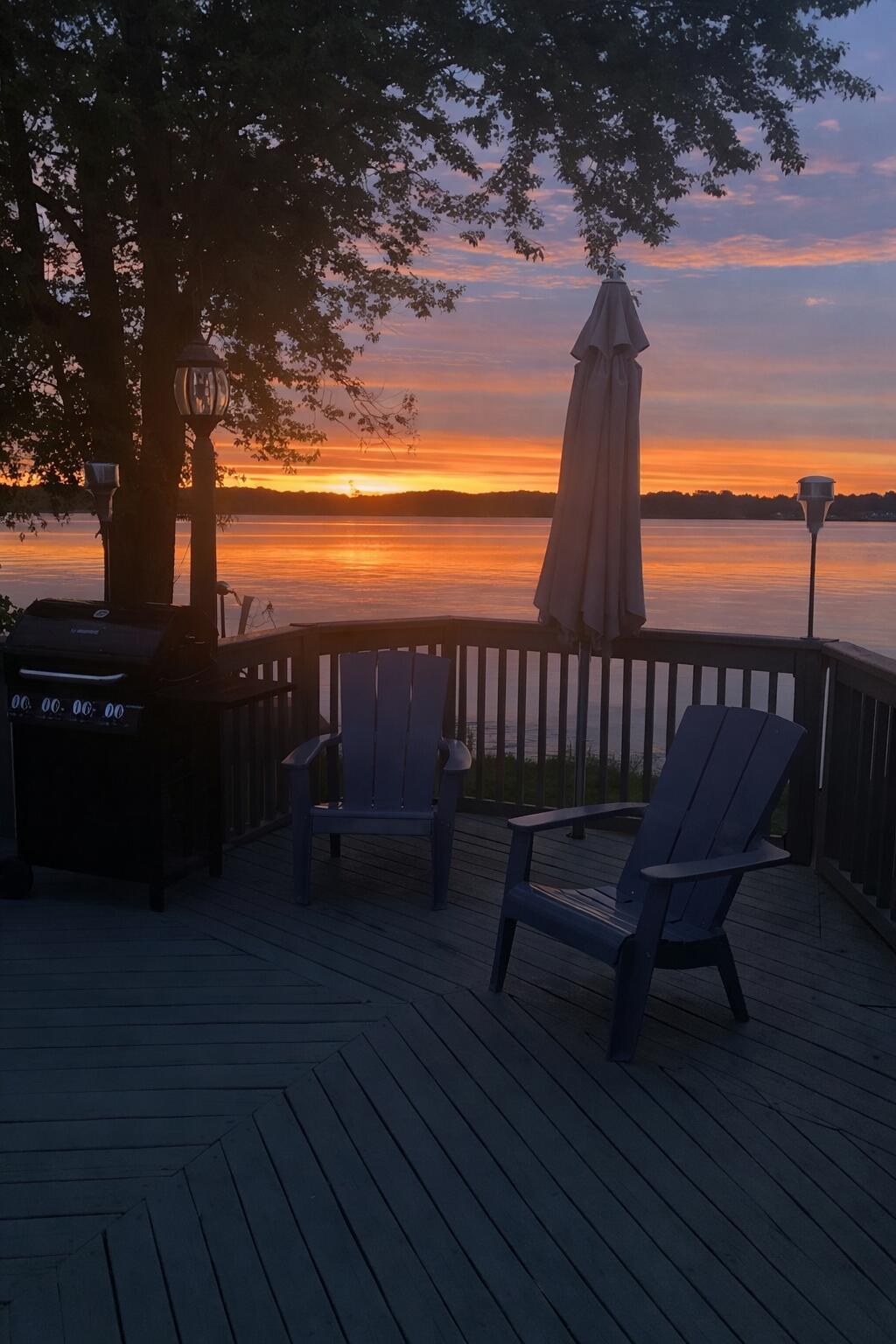 Image 1: sunset biller