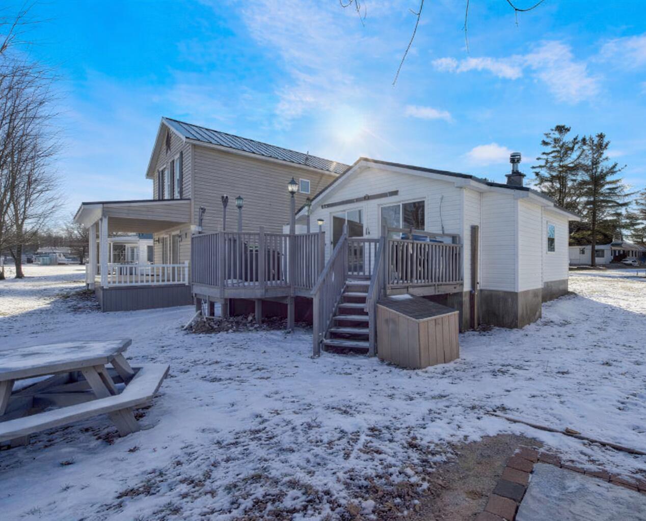 Image 3: back biller