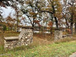 2 + Acres S Maple Street