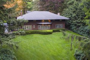 2800 S Lakeshore Drive
