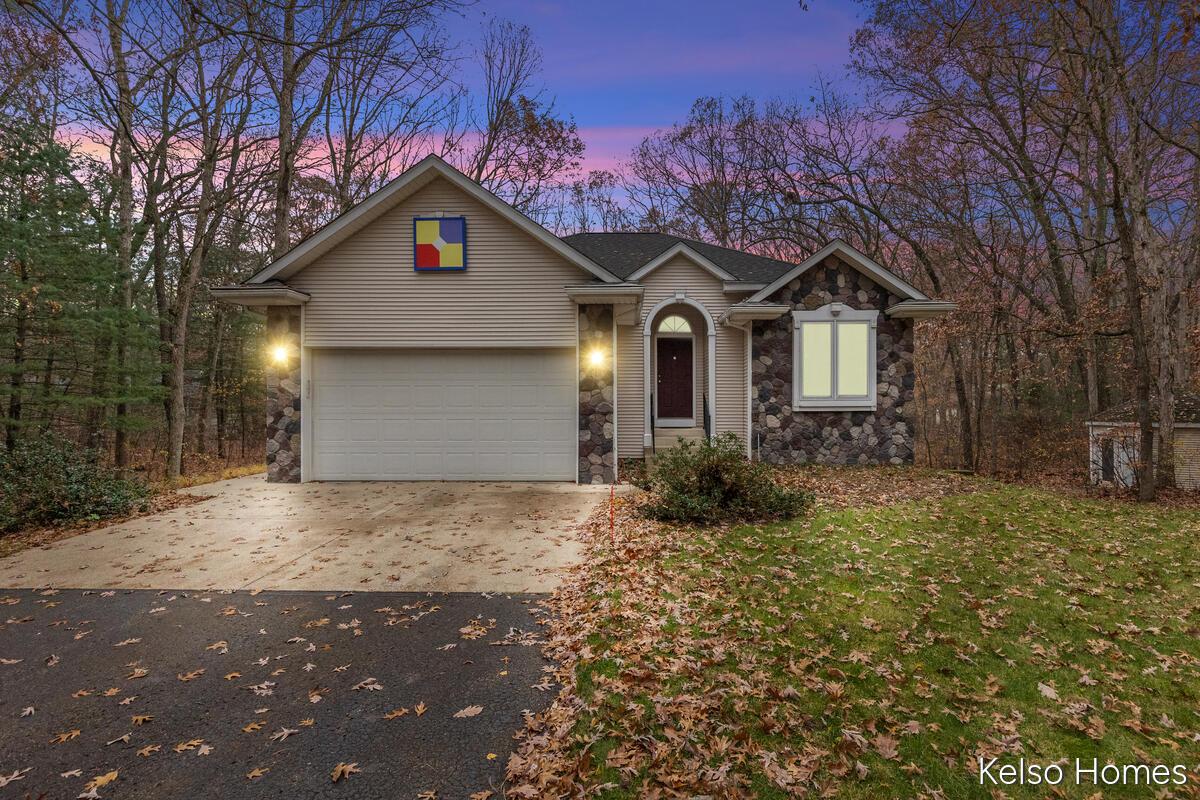 Image 2: 4078-Wildwood_301