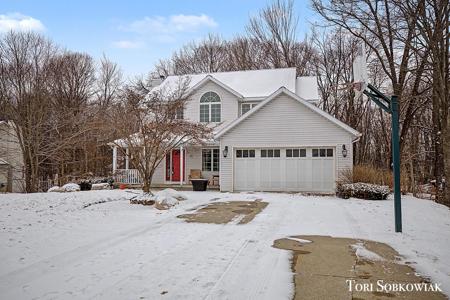 7515 Las Palmas Drive NE