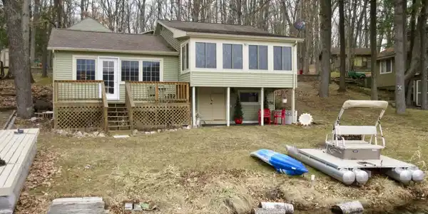 8647 Green Road