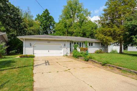 429 Crooked Lake Drive W