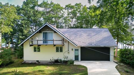 8761 Cordwood Trail