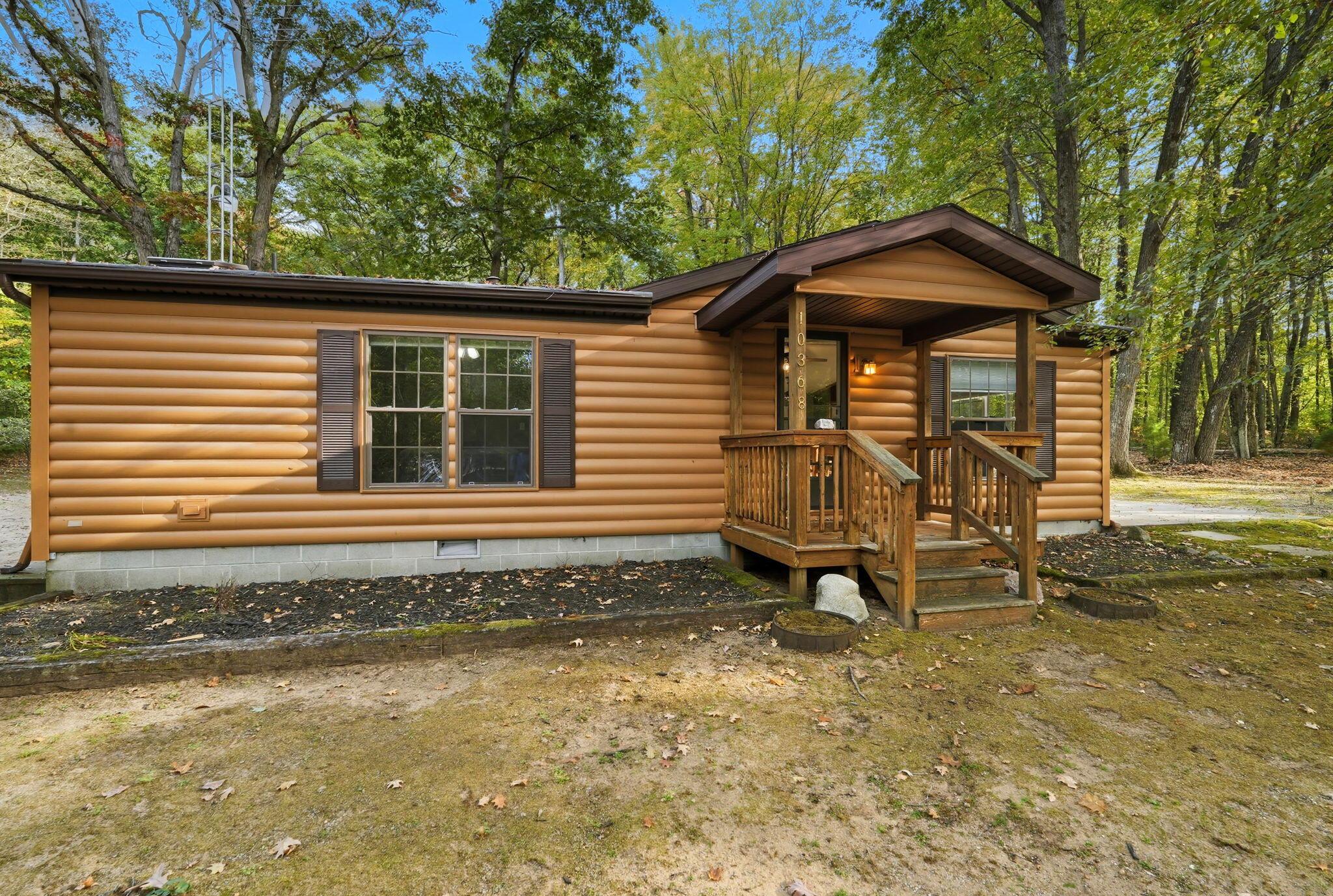 Image 3: 2-web-or-mls-_RGC6761 Ryan Champion