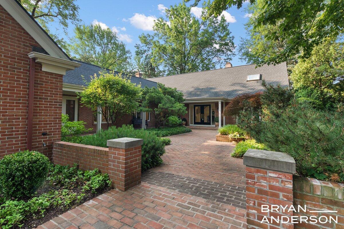 Image 4: 3150 manhattan ext updated wm-5