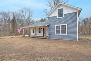 1089 Blue Star Highway