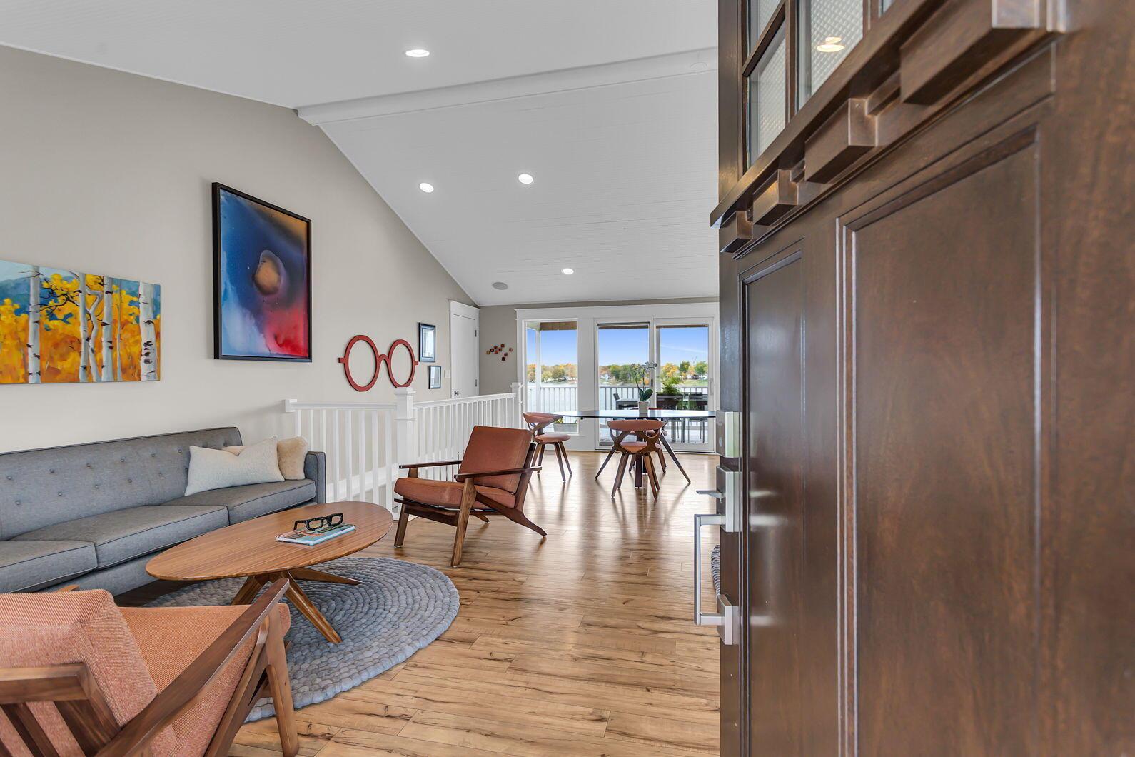 Image 3: 36-web-or-mls-0N0A3683