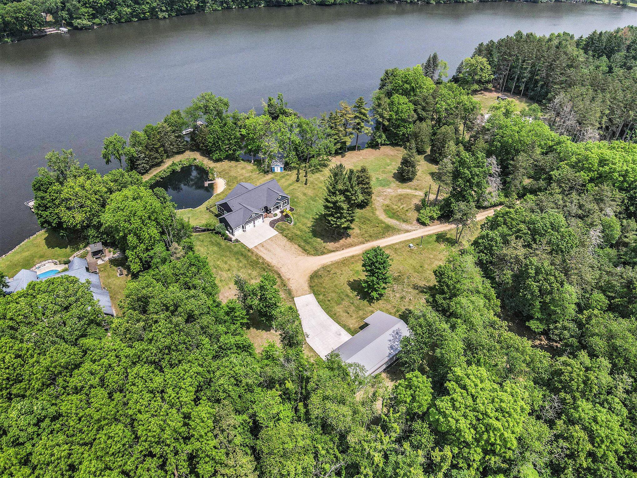 Image 3: 044_dji_0933_981