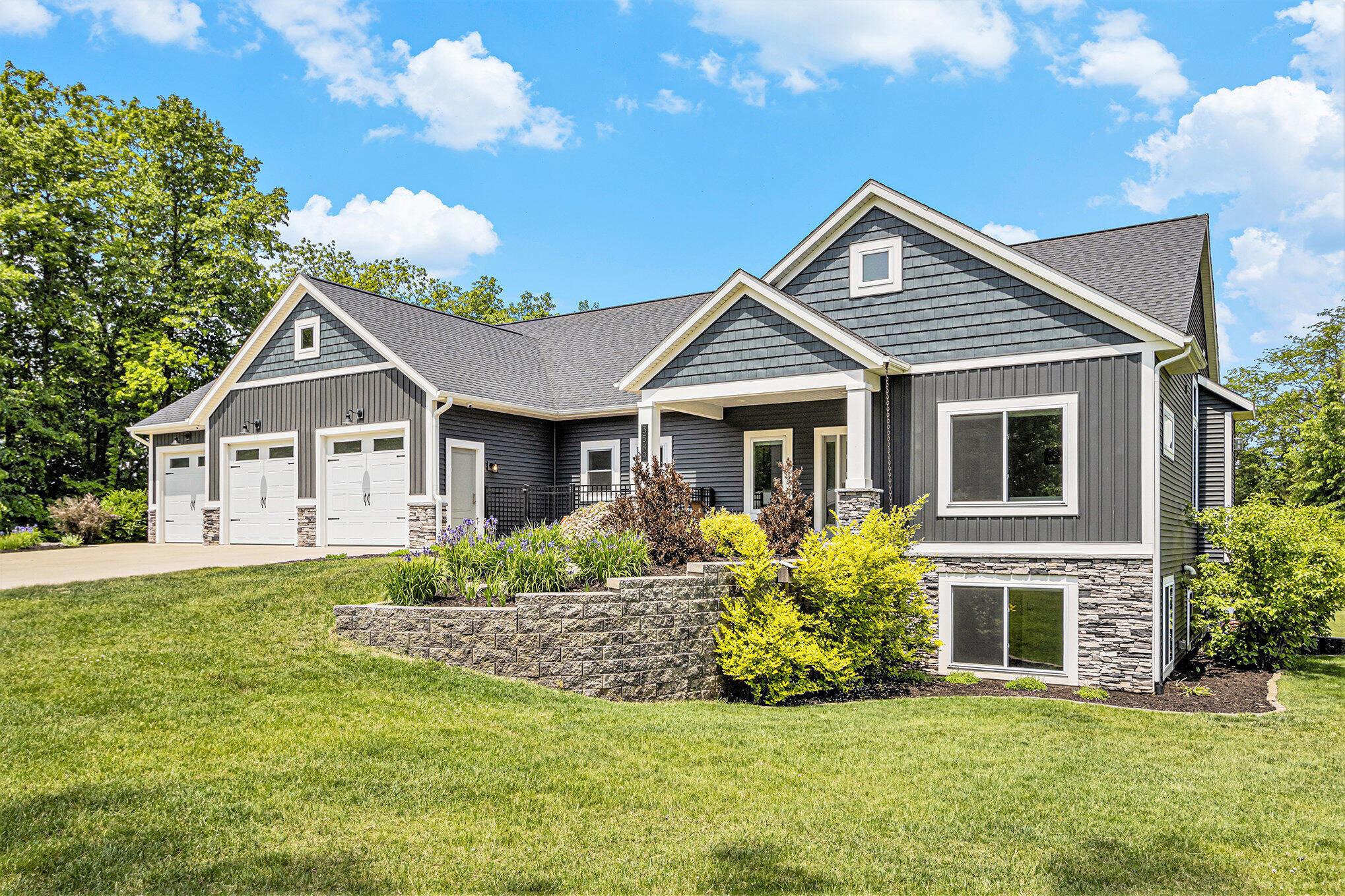 Image 4: 003_3589shoreline_9_330