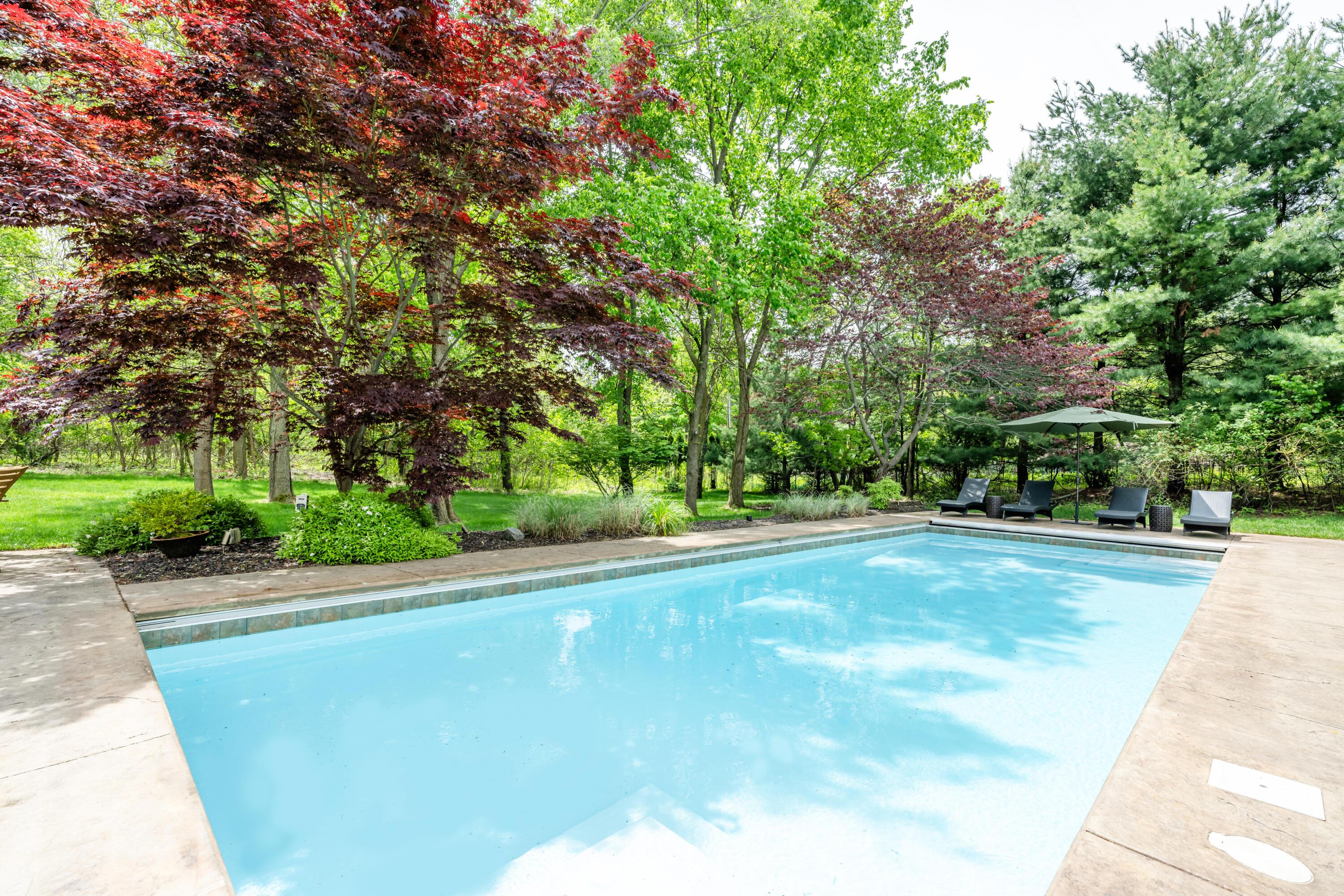 Image 3: Sweetbrier-153