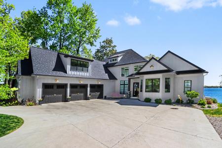 4630 E Gull Lake Drive